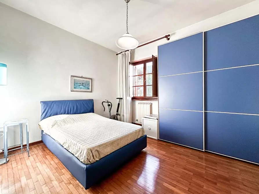 Immagine 13 di Casa bifamiliare in vendita  a Camaiore