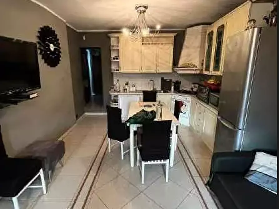 Immagine 12 di Appartamento in vendita  a Gassino Torinese