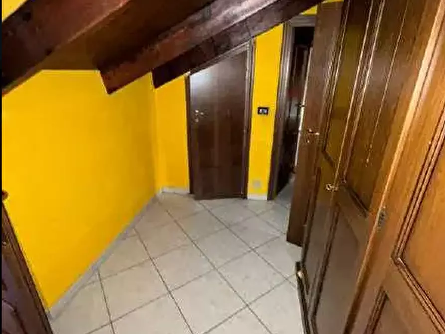 Immagine 22 di Appartamento in vendita  a Gassino Torinese