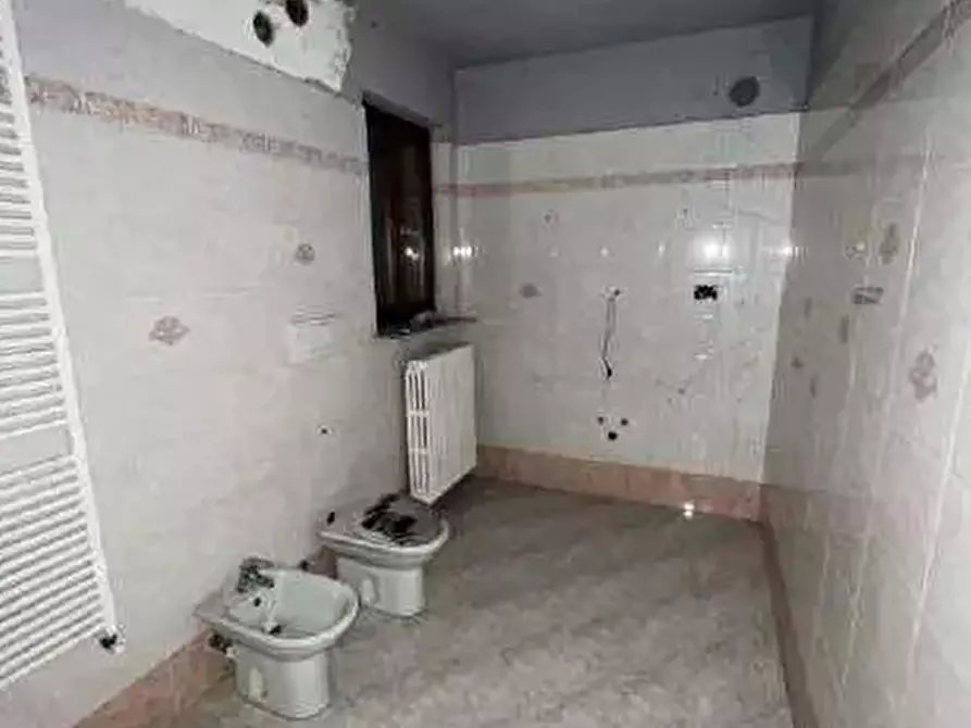 Immagine 9 di Appartamento in vendita  a Gassino Torinese