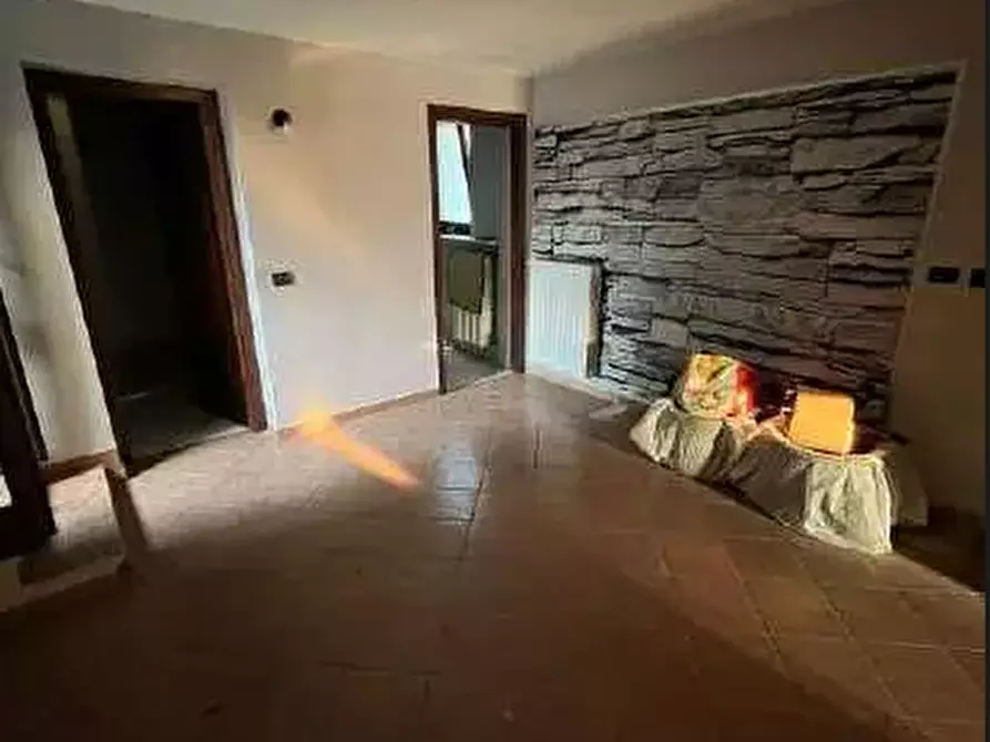 Immagine 7 di Appartamento in vendita  a Gassino Torinese