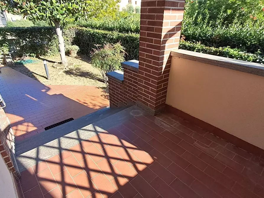 Immagine 4 di Casa bifamiliare in vendita  a Cecina