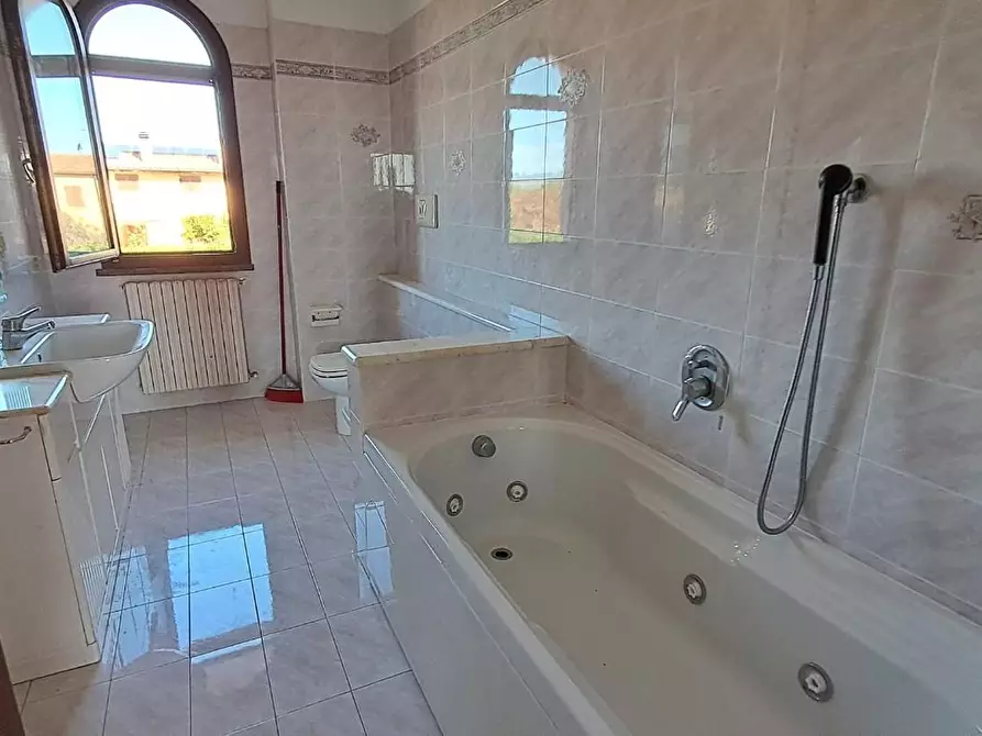 Immagine 25 di Casa bifamiliare in vendita  a Cecina