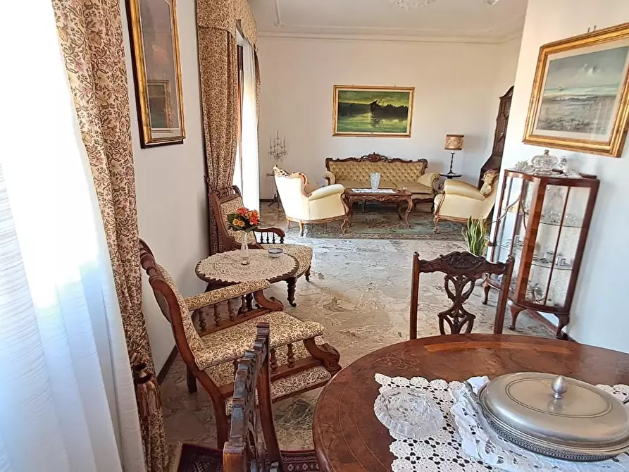 Immagine 3 di Appartamento in vendita  a Cecina