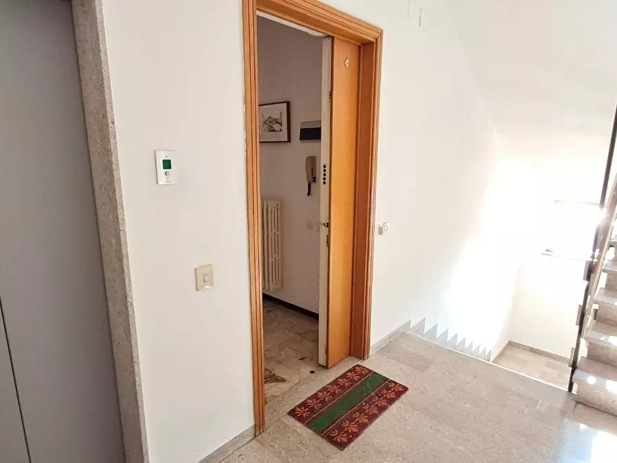 Immagine 16 di Appartamento in vendita  a Cecina