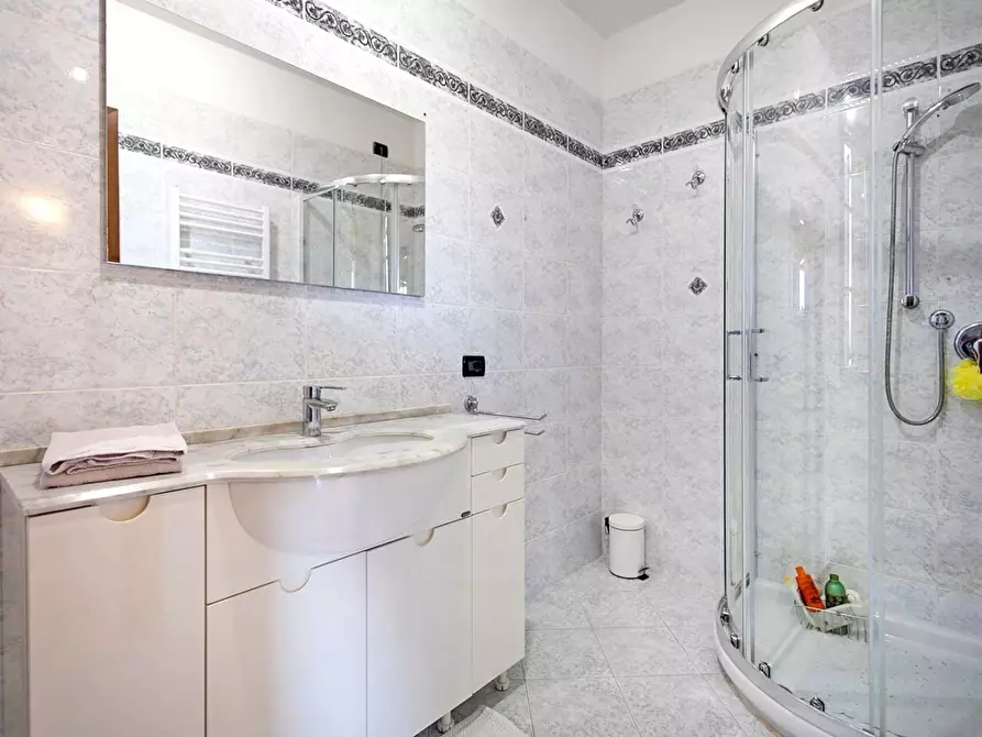 Immagine 22 di Porzione di casa in vendita  a Vecchiano