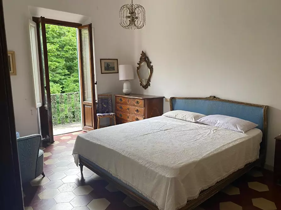 Immagine 17 di Villa in vendita  a Viareggio