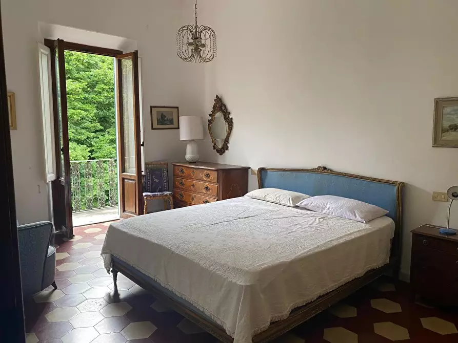 Immagine 15 di Villa in vendita  a Viareggio