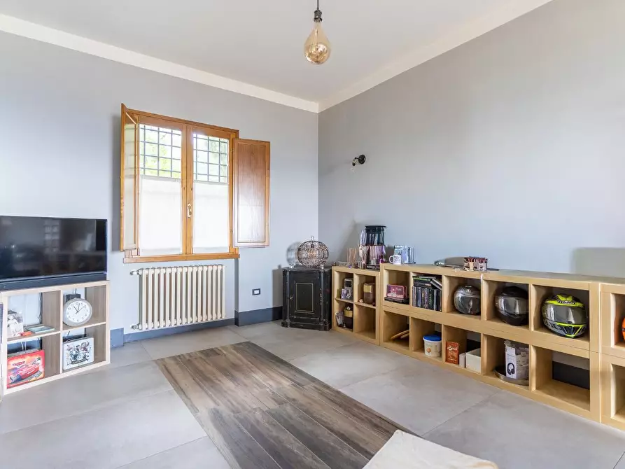 Immagine 40 di Porzione di casa in vendita  a Capraia E Limite