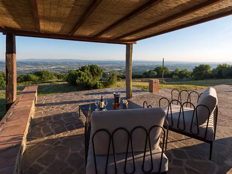Immagine 11 di Porzione di casa in vendita  a Capraia E Limite