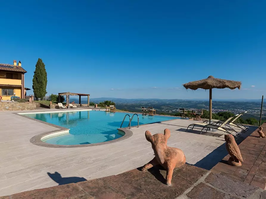 Immagine 4 di Porzione di casa in vendita  a Capraia E Limite