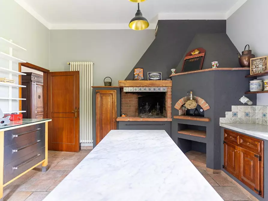 Immagine 36 di Porzione di casa in vendita  a Capraia E Limite