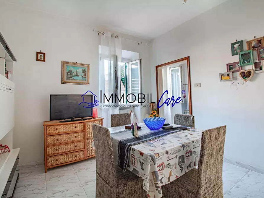 Immagine 7 di Appartamento in vendita  a Livorno