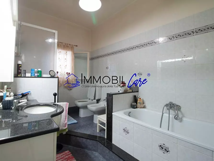 Immagine 19 di Appartamento in vendita  a Livorno