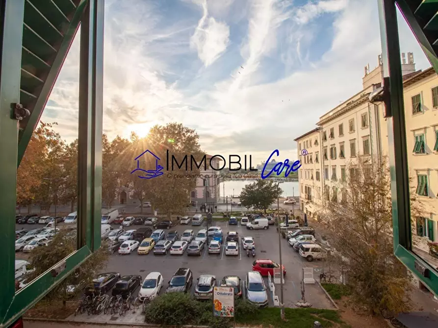 Immagine 3 di Appartamento in vendita  a Livorno