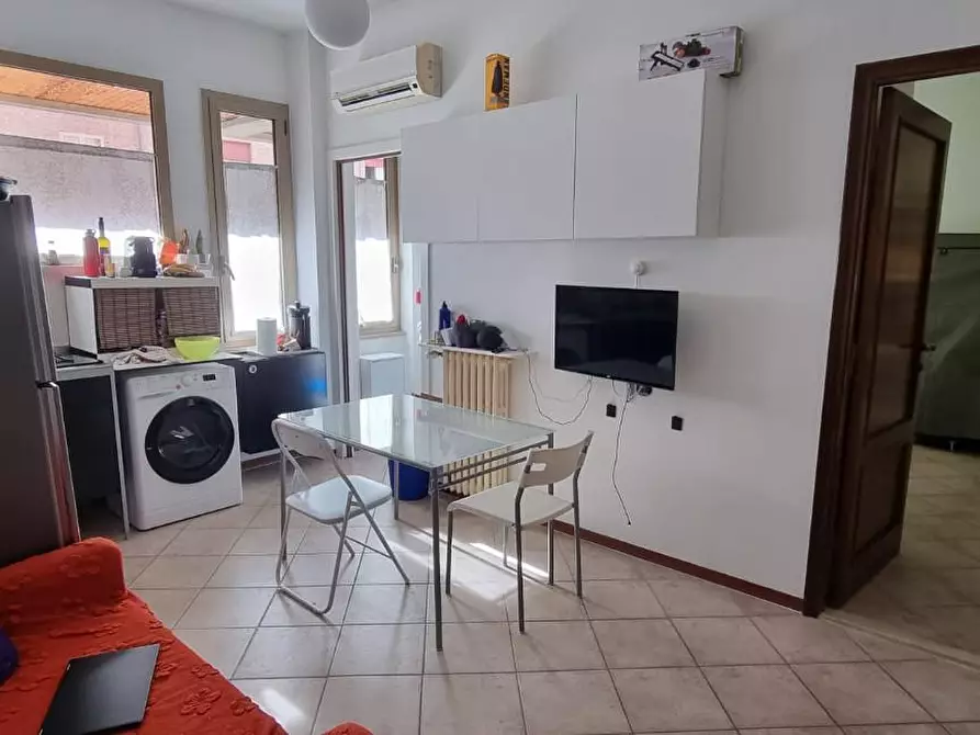 Immagine 2 di Appartamento in vendita  a Siena