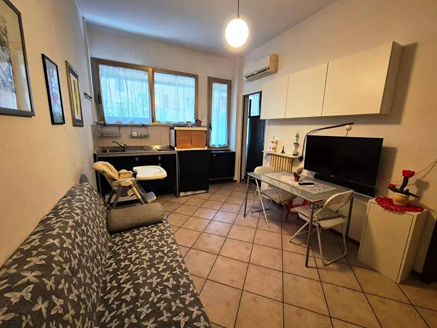 Immagine 13 di Appartamento in vendita  a Siena