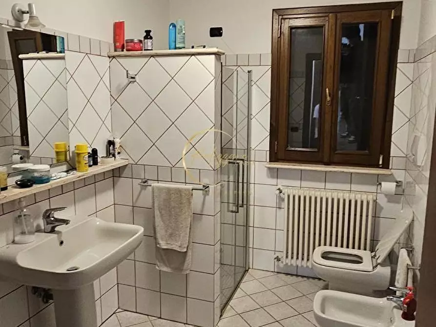 Immagine 57 di Villa in vendita  a Reggio Nell'emilia