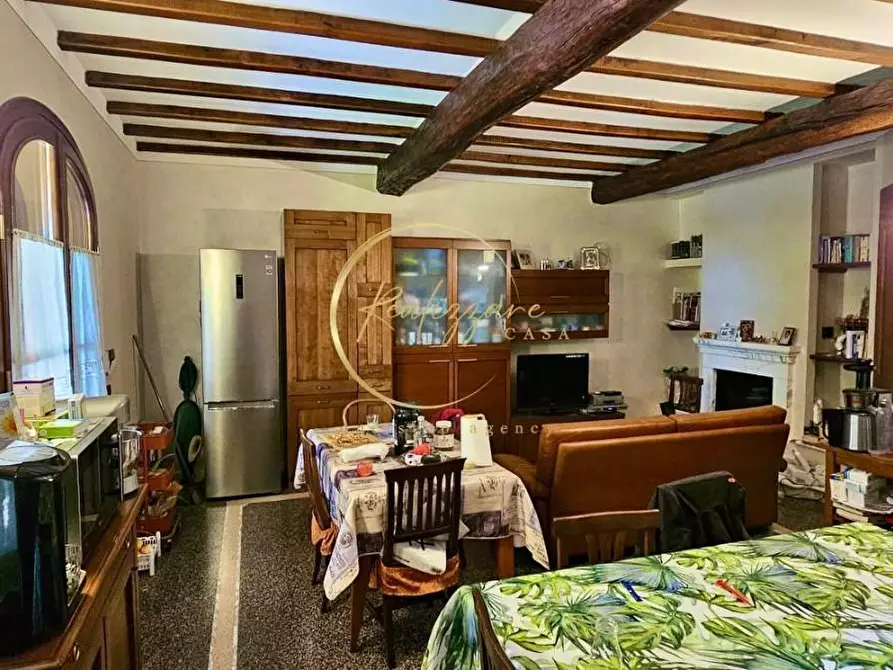 Immagine 56 di Villa in vendita  a Reggio Nell'emilia