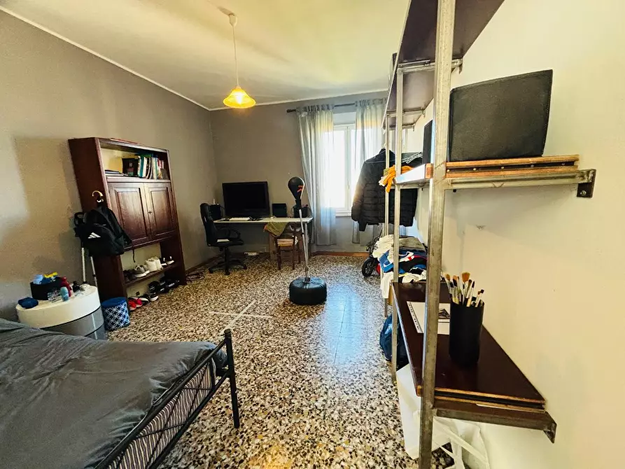 Immagine 15 di Appartamento in vendita  a Livorno