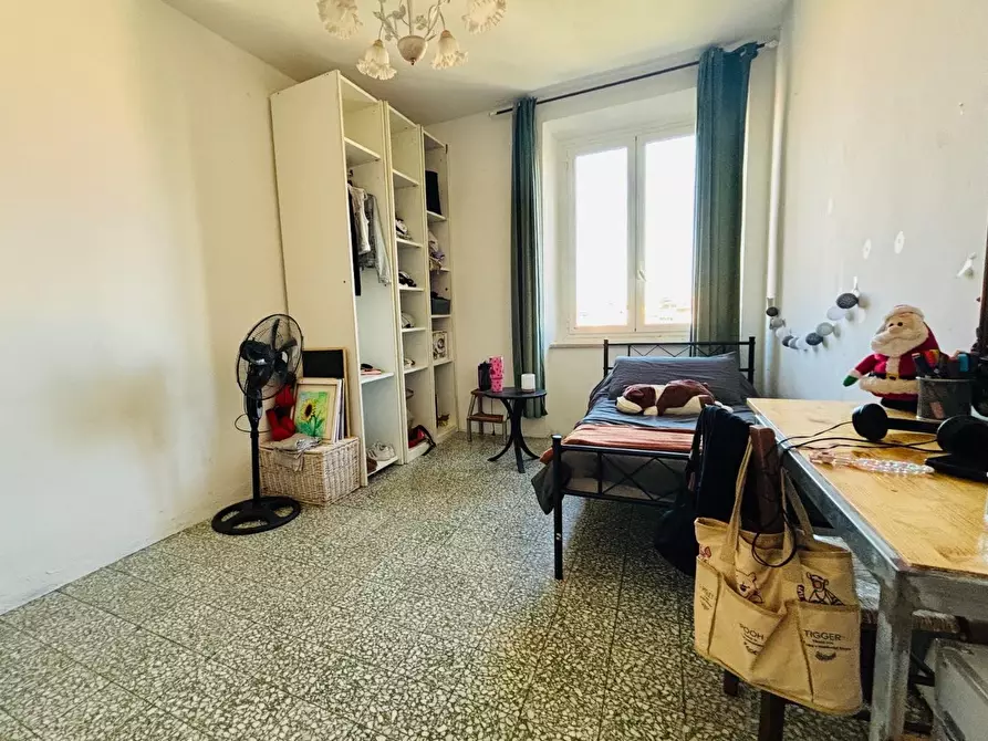 Immagine 12 di Appartamento in vendita  a Livorno