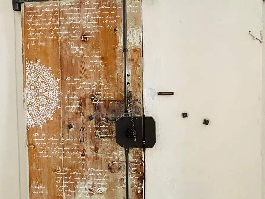 Immagine 8 di Appartamento in vendita  a Livorno