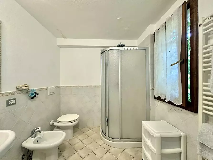 Immagine 11 di Casa bifamiliare in vendita  a Pietrasanta