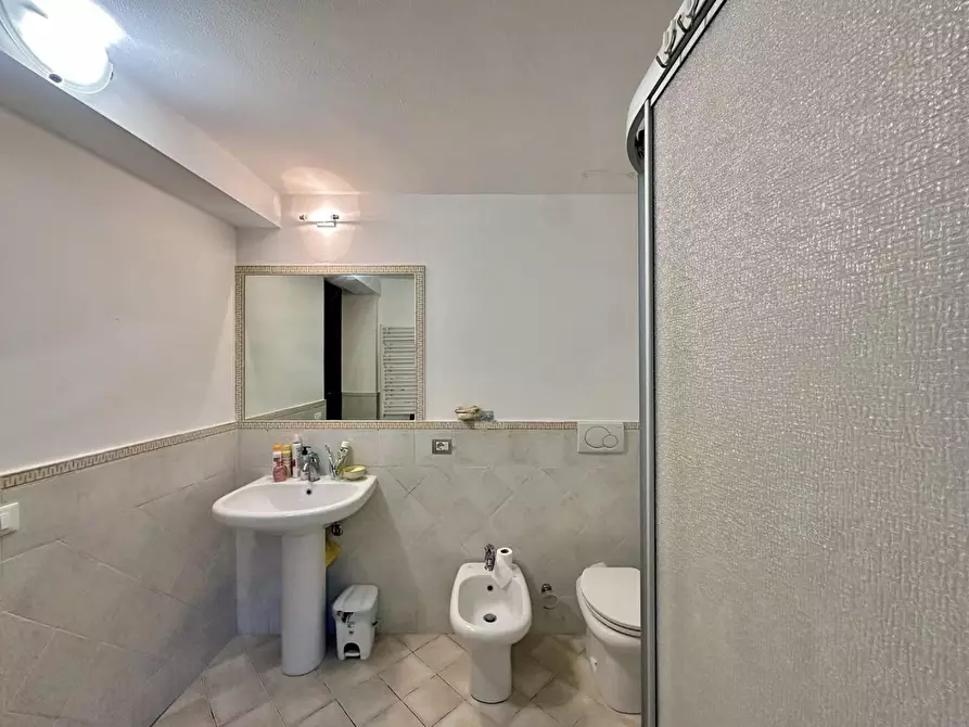 Immagine 13 di Casa bifamiliare in vendita  a Pietrasanta