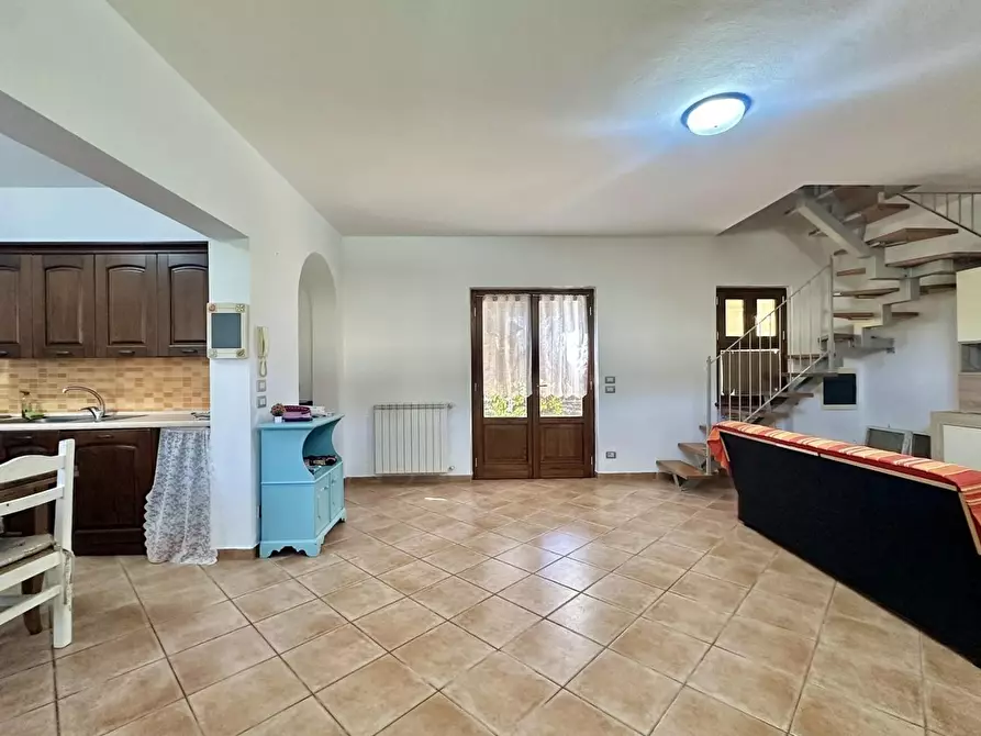 Immagine 2 di Casa bifamiliare in vendita  a Pietrasanta