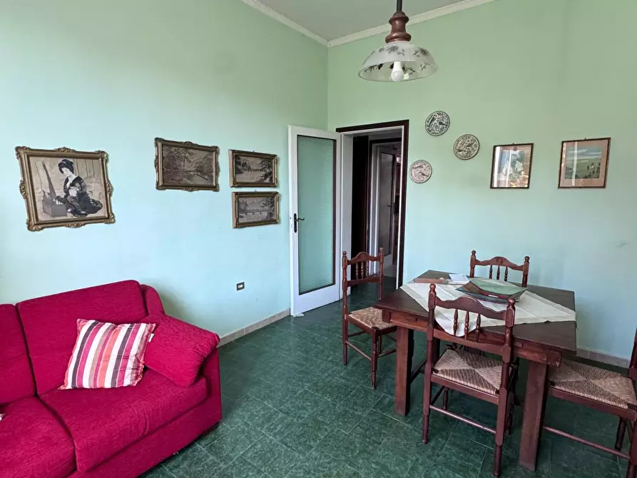 Immagine 6 di Villa in vendita  a Carrara