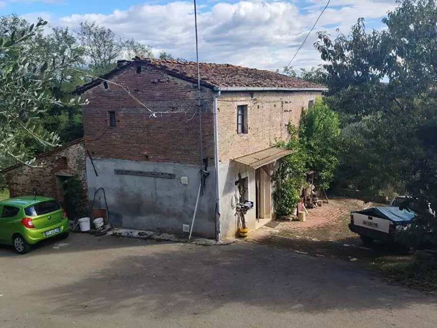 Immagine 2 di Casa indipendente in vendita  a Santa Maria A Monte