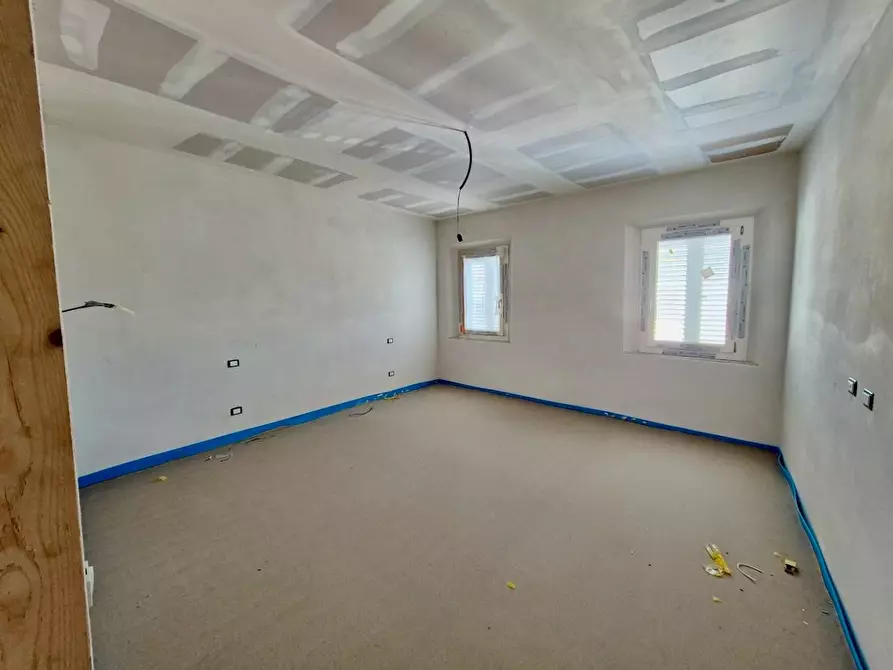 Immagine 21 di Appartamento in vendita  a Pisa