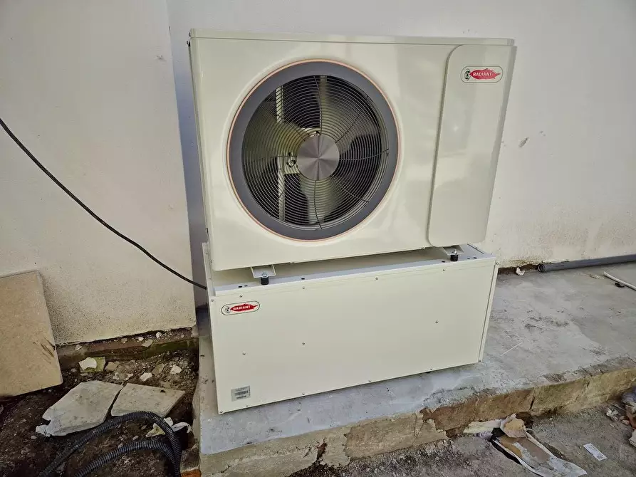 Immagine 28 di Appartamento in vendita  a Pisa