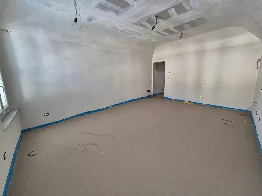 Immagine 15 di Appartamento in vendita  a Pisa