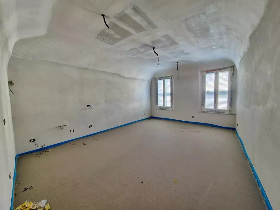 Immagine 13 di Appartamento in vendita  a Pisa