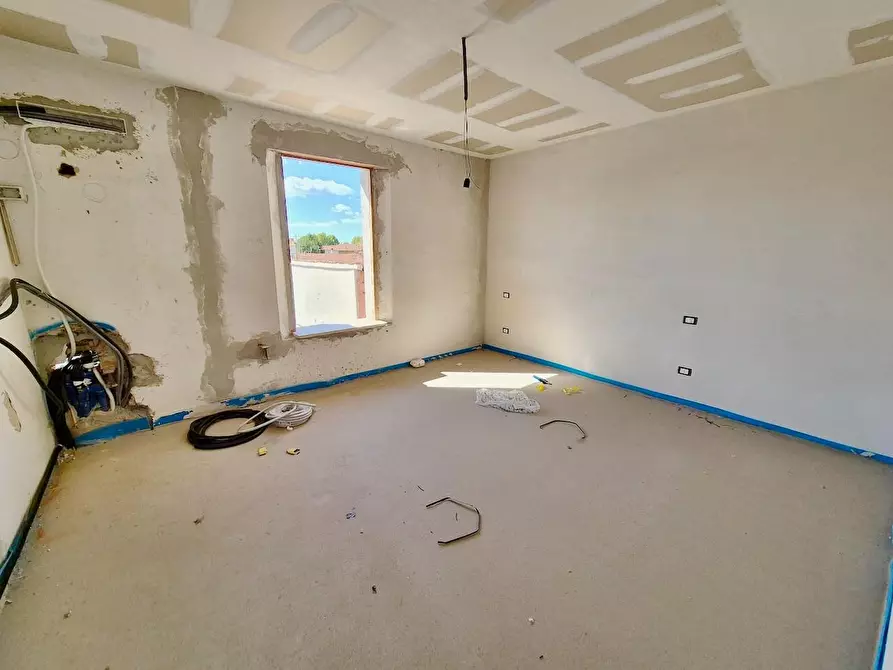 Immagine 25 di Appartamento in vendita  a Pisa