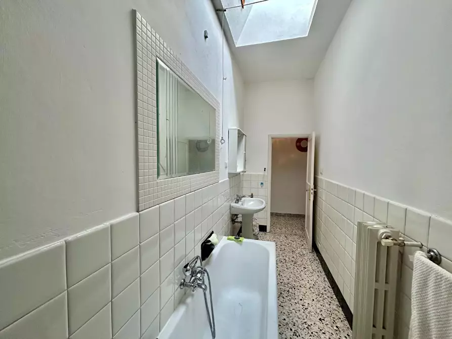 Immagine 7 di Appartamento in affitto  a Siena