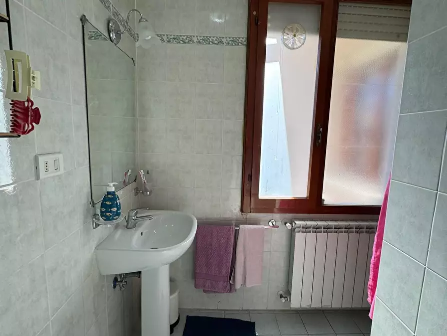 Immagine 13 di Appartamento in vendita  a Pisa