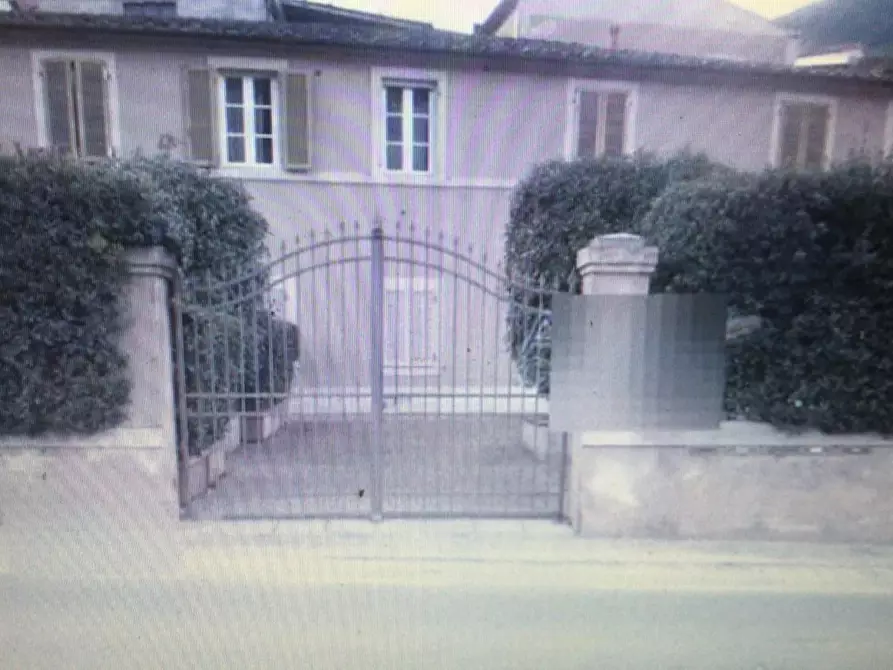 Immagine 1 di Appartamento in vendita  a Buti