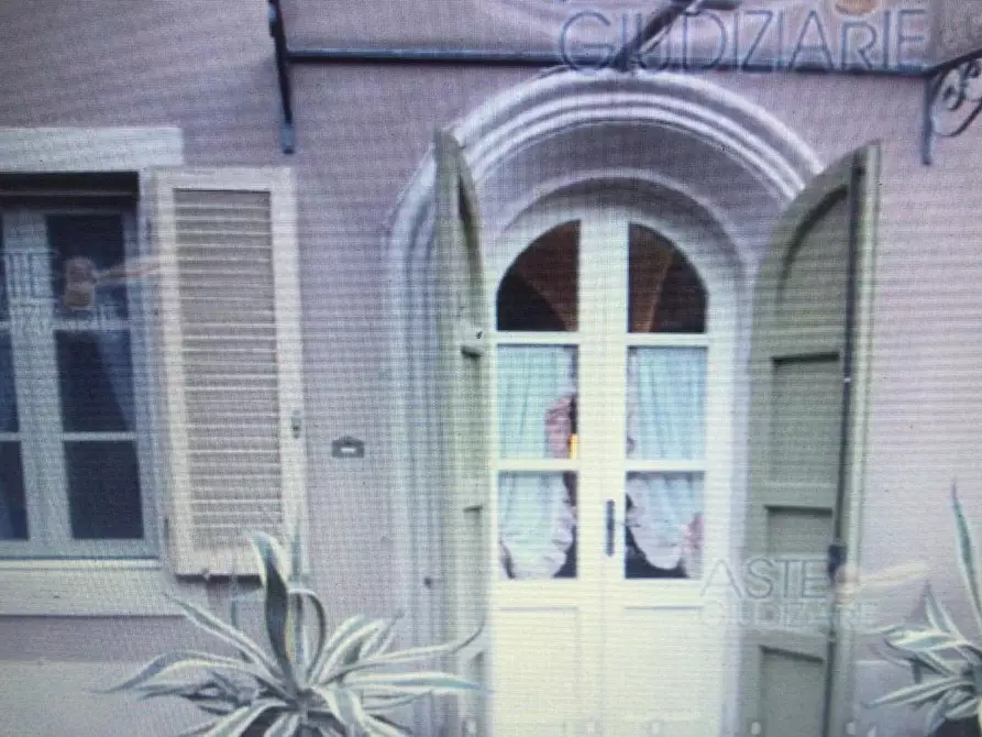 Immagine 2 di Appartamento in vendita  a Buti