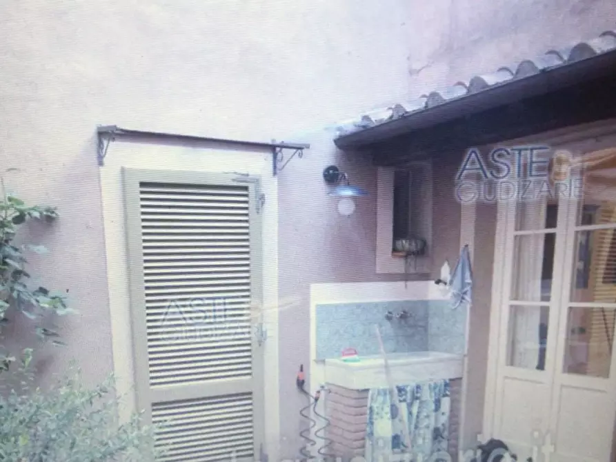 Immagine 4 di Appartamento in vendita  a Buti