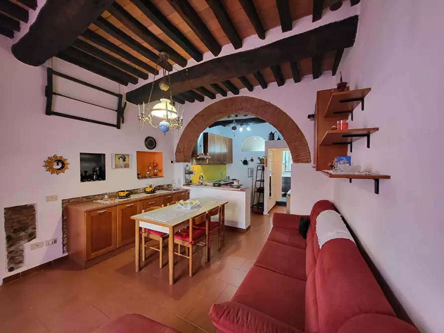 Immagine 3 di Appartamento in vendita  a Vicopisano