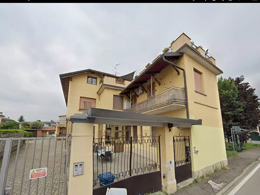 Immagine 1 di Appartamento in vendita  a Cesate