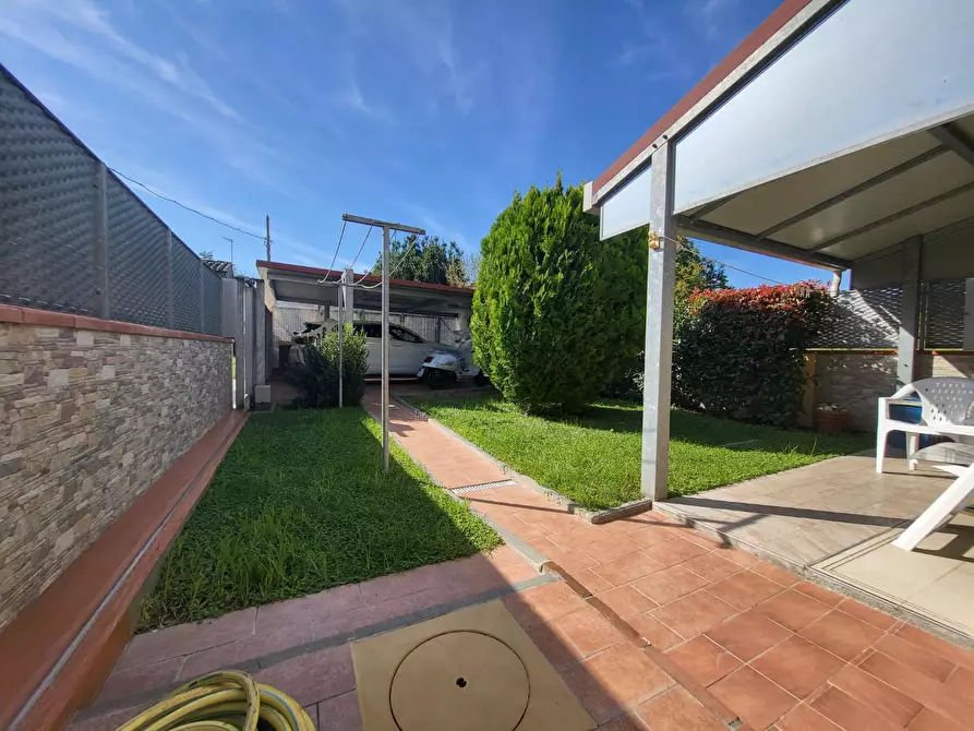 Immagine 3 di Villetta a schiera in vendita  a Cascina