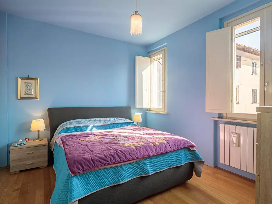 Immagine 26 di Villetta a schiera in vendita  a Cascina