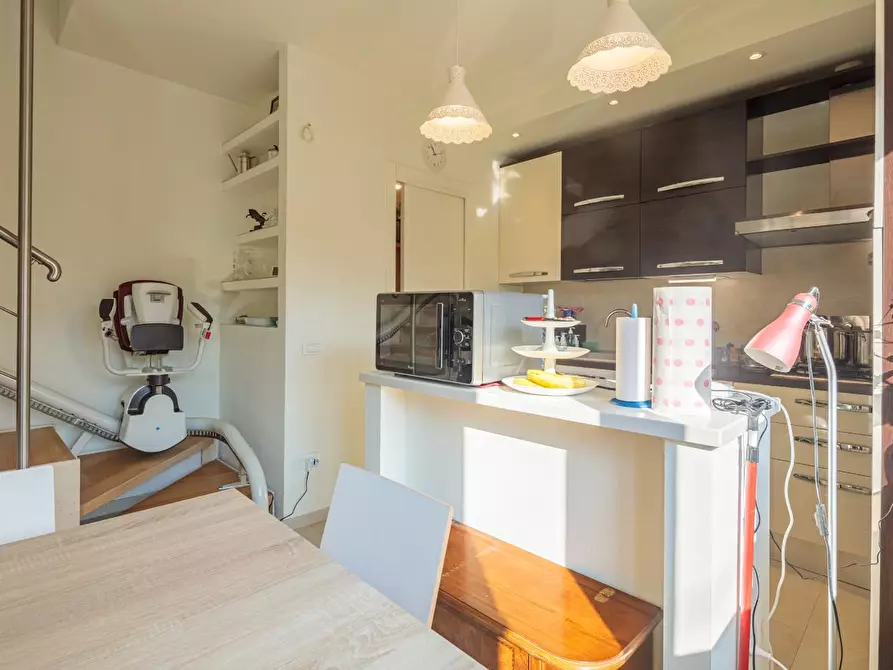 Immagine 8 di Villetta a schiera in vendita  a Cascina