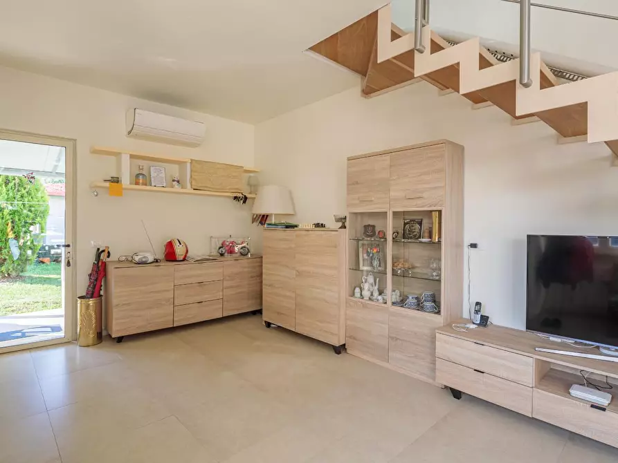 Immagine 5 di Villetta a schiera in vendita  a Cascina