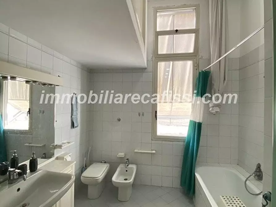 Immagine 16 di Appartamento in vendita  a Prato