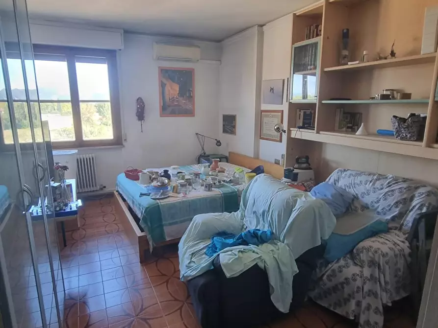 Immagine 7 di Appartamento in vendita  a Pisa