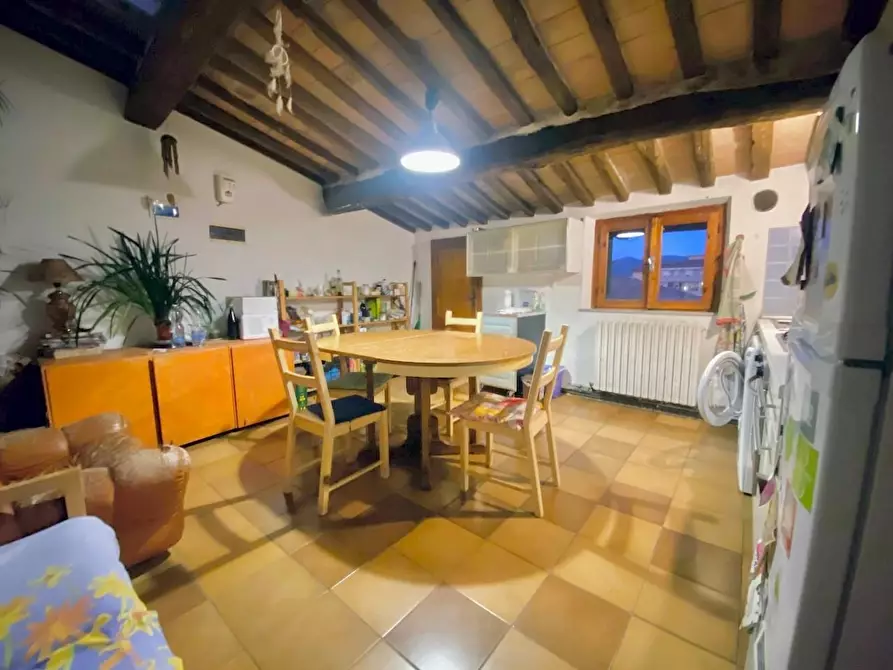 Immagine 1 di Appartamento in vendita  a Pisa